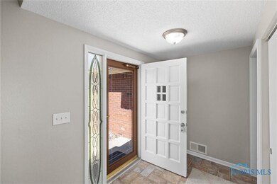 5904 Fleming Dr, Toledo, OH 43612 - photo 5