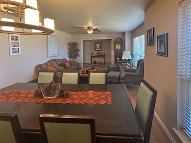 12833 Green Valley Dr, Oklahoma City, OK 73120 - photo 6