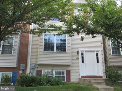 5774 Indian Cedar Ct, Frederick, MD 21703 - photo 2