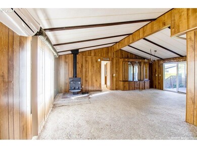 3087 Stapp Dr, Eugene, OR 97408 - photo 4