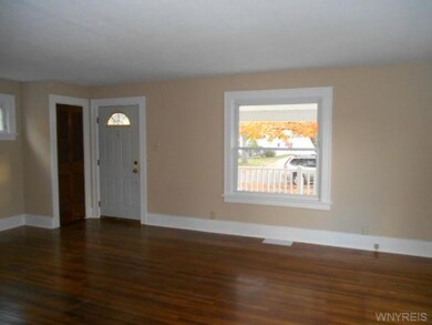 356 Bennett St, North Tonawanda, NY 14120 - photo 2