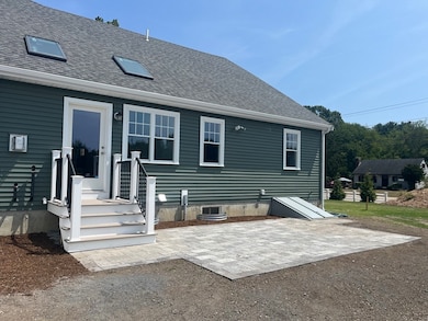 2 Oak St unit 2A, Mansfield, MA 02048 - photo 4