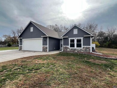6021 SW 43rd Terrace, Topeka, KS 66610 - photo 3