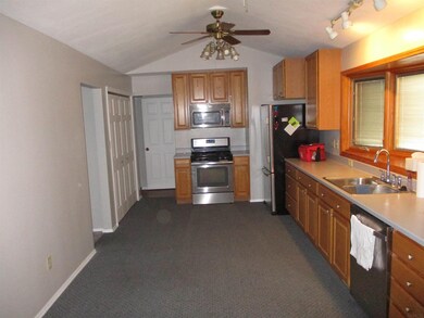 52730 Searer Dr, South Bend, IN 46635 - photo 4