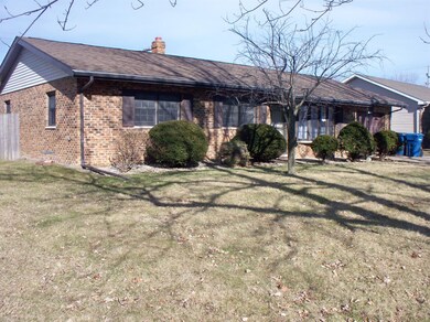 233 Carnation St, Dyer, IN 46311 - photo 2