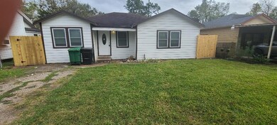 7305 Saint Augustine St, Houston, TX 77021 - photo 2