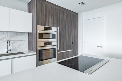 Paramount at Miami Worldcenter unit 2100, Miami, FL 33132 - photo 5