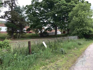 L Chautauqua Ave, Nashua, NH 03064 - photo 2