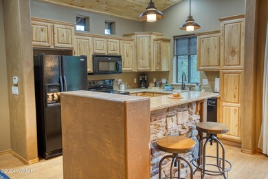 005_Kitchen