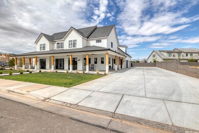 Covered Porch / RV Parking