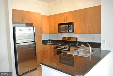 Clarendon 1021 unit 1047, Arlington, VA 22201 - photo 3