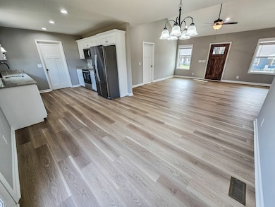 111 Demonbreum Cir, Shelbyville, TN 37160 - photo 6