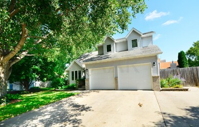 2413 Glen Cir, Grand Forks, ND 58201 - photo 2