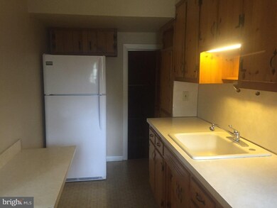 110 Whitman Ave, Collingswood, NJ 08108 - photo 6