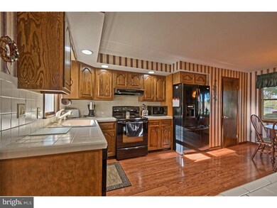 125 Barry Ct, Mantua, NJ 08051 - photo 5