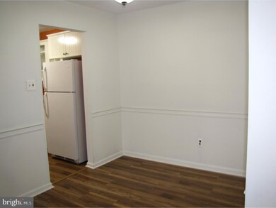 111 Woodstream Dr, Norristown, PA 19403 - photo 5