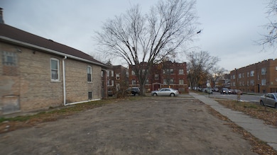 6401 S Whipple St, Chicago, IL 60629 - photo 4