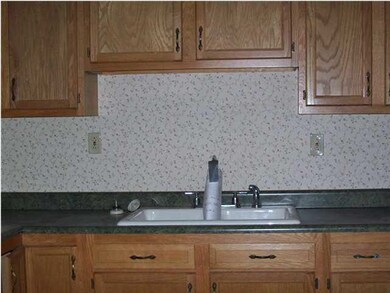 102 John St, Loogootee, IN 47553 - photo 5