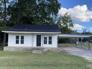 142 Martin Rd, Lawrenceburg, TN 38464 - photo 3