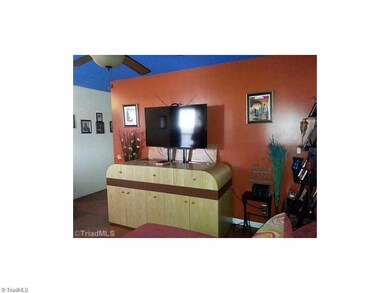 629 Arch St, High Point, NC 27260 - photo 4