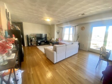 260 Main St unit 402, Malden, MA 02148 - photo 2