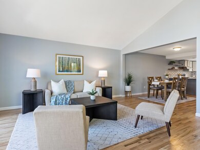 266 Sheridan St-6