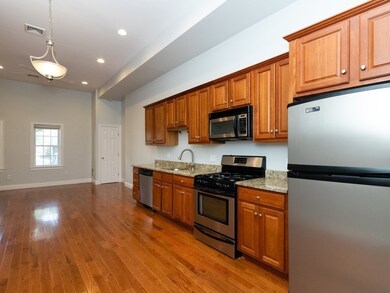 195 Washington Ave unit 2, Chelsea, MA 02150 - photo 3