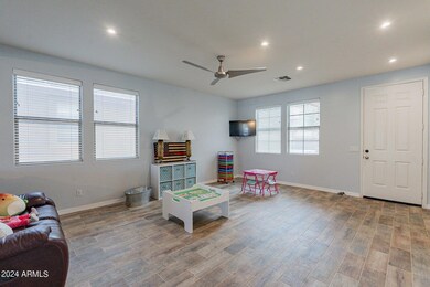 6-web-or-mls-Parkside-6