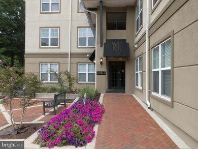White Flint Station unit 2320, North Bethesda, MD 20852 - photo 2