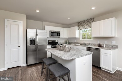 510 Raeann Dr, Greencastle, PA 17225 - photo 5