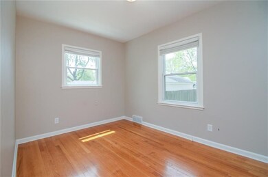 2606 47th St, Des Moines, IA 50310 - photo 6