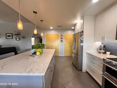 7600 N Sonoma Way, Tucson, AZ 85743 - photo 7