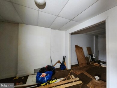 1526 E 28th St, Baltimore, MD 21218 - photo 4