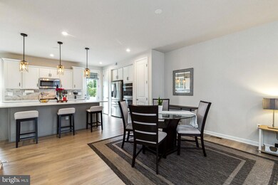 18267 Summit Pointe Dr, Dumfries, VA 22026 - photo 3