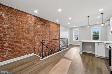 2917 N 7th St unit 2, Philadelphia, PA 19133 - photo 2