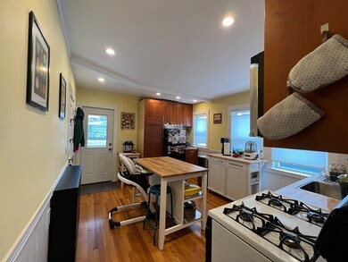 121 Boston Ave unit 1, Somerville, MA 02144 - photo 2