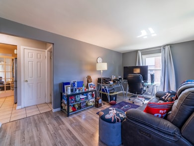 17519 Community St, Lansing, IL 60438 - photo 4