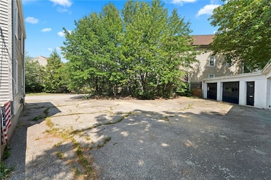 250 Lowden St, Pawtucket, RI 02860 - photo 4