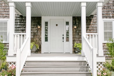 174 Reservoir Rd, Middletown, RI 02842 - photo 4