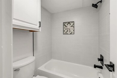 11550 N May Ave unit F207, Oklahoma City, OK 73120 - photo 6