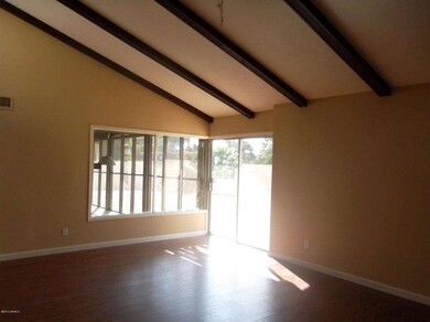 LivingRoom1