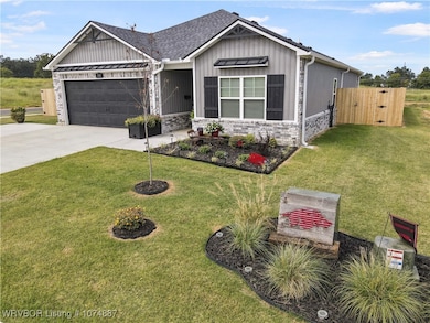 305 Twisted Oak Way, Greenwood, AR 72936 - photo 2