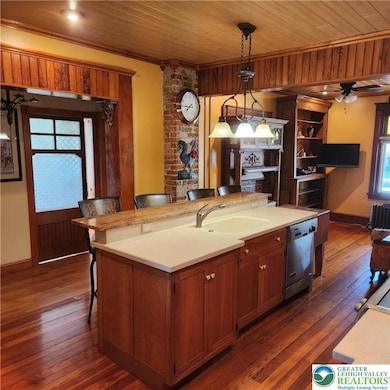 41 N 7th St, Coplay, PA 18037 - photo 4