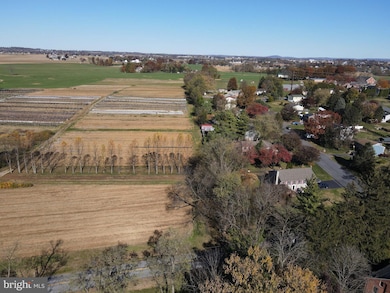 690 Kraybill Church Rd, East Donegal Township, PA 17552 - photo 2