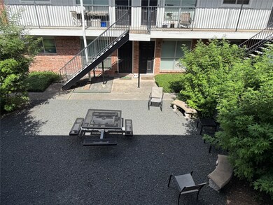 425 E 9th St unit 10, Houston, TX 77007 - photo 5