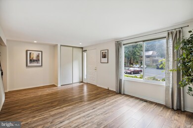 14414 Pebble Hill Ln, North Potomac, MD 20878 - photo 3