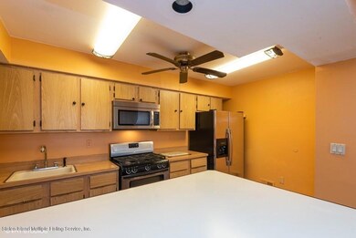 06_4207-Amboy-Rd_2006_Web