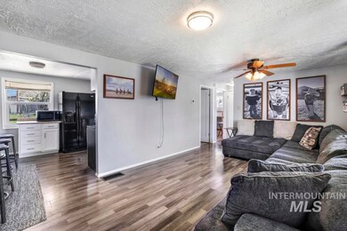 1721 Borah Ave E, Twin Falls, ID 83301 - photo 5