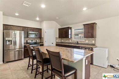 1034 Declaration Dr, Copperas Cove, TX 76522 - photo 7