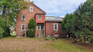 40 Holyoke St, Easthampton, MA 01027 - photo 4